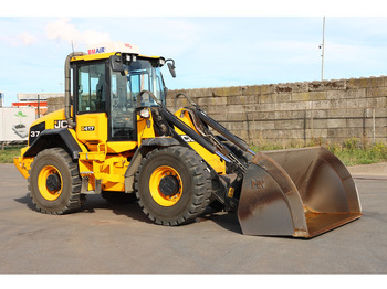 Навантажувач JCB 417