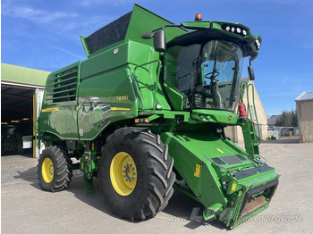 Зернозбиральний комбайн JOHN DEERE T670