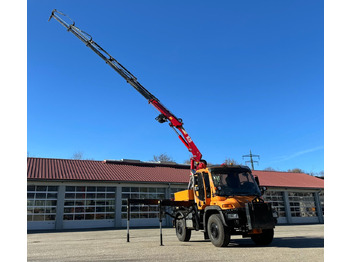 Комунальна/ Спеціальна техніка UNIMOG U400