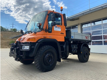 Самоскид вантажівка UNIMOG U500