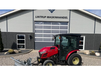 Комунальний трактор YANMAR