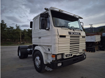 Тягач SCANIA R142