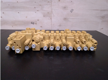 : фото в шапці сторінки