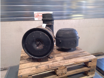 Повітряний фільтр HITACHI