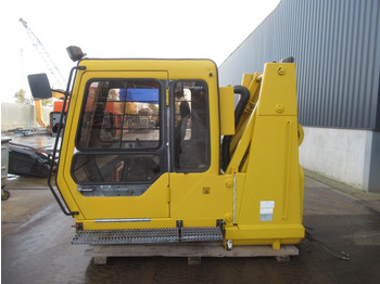 Кабіна HITACHI