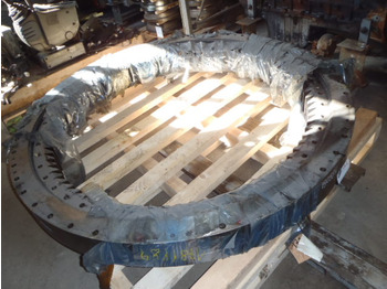 Поворотне кільце NEW HOLLAND