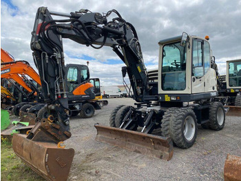 Колісний екскаватор TEREX