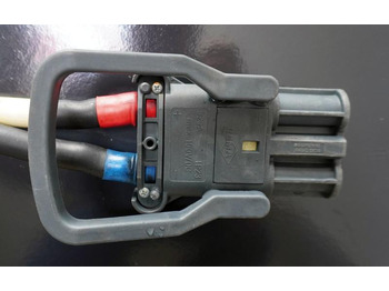 Аккумулятор GRUMA 80 Volt 5 PzS 725 Ah: фото 4
