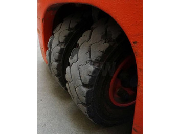 Електронавантажувач LINDE E16