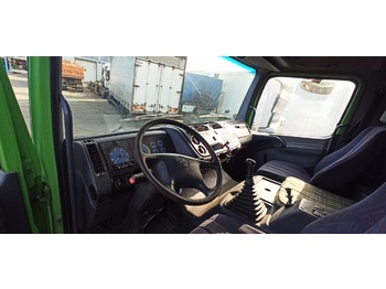 Вантажівка шасі MERCEDES-BENZ ATEGO 1823: фото 4