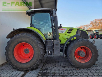 Трактор CLAAS Axion 830
