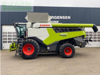 Зернозбиральний комбайн CLAAS Lexion