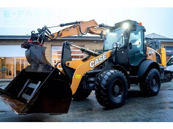 Міні-екскаватор CASE