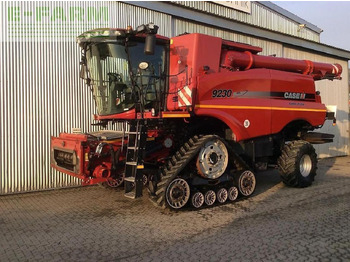 Зернозбиральний комбайн CASE IH