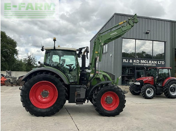 Трактор FENDT 724 Vario