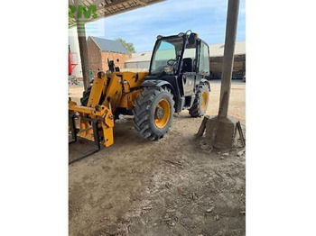 Навантажувач телескопічний JCB