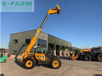 Навантажувач телескопічний JCB