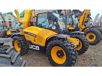 Колісний навантажувач JCB