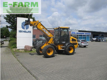 Навантажувач телескопічний JCB