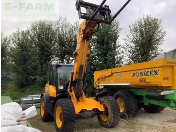 Навантажувач телескопічний JCB