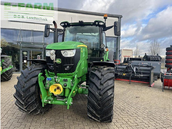 Трактор John Deere 6155r: фото 3