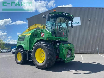 Кормозбиральний комбайн JOHN DEERE 8200