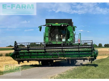 Зернозбиральний комбайн JOHN DEERE