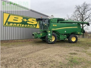 Зернозбиральний комбайн JOHN DEERE W660