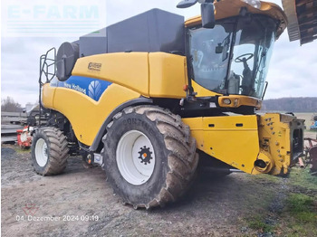 Зернозбиральний комбайн NEW HOLLAND CR9080