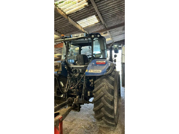 Трактор New Holland t5.100 ec: фото 3