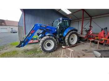 Трактор NEW HOLLAND T5