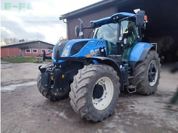 Трактор NEW HOLLAND T7.230