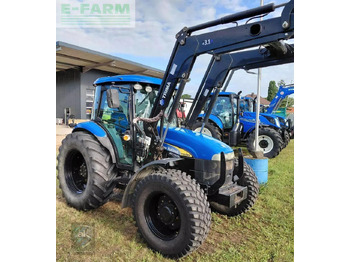Трактор NEW HOLLAND TD5