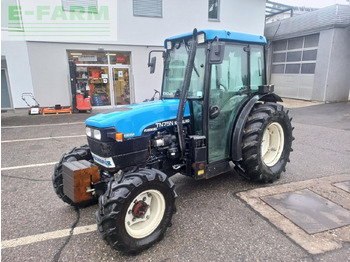 : фото в шапці сторінки