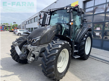 Трактор VALTRA