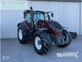 Трактор VALTRA T254