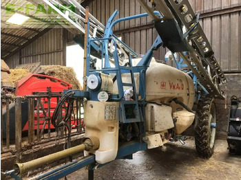 Обприскувач причіпний