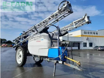 Обприскувач причіпний