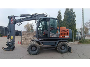 : фото в шапці сторінки