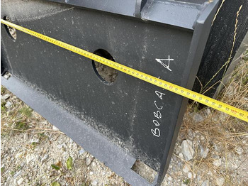 Зчіпний пристрій BOBCAT