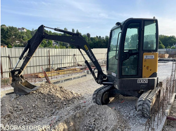 Екскаватор VOLVO ECR25D