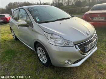 Легковий автомобіль PEUGEOT