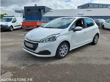 Легковий автомобіль PEUGEOT