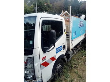 Суцільнометалевий фургон RENAULT