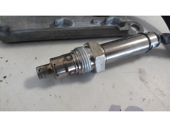 Давач в категорії Вантажівки DAF NOX sensor: фото 3