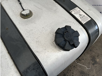 Паливний бак в категорії Вантажівки Mercedes-Benz 330L complete fuel tank with brackets: фото 4