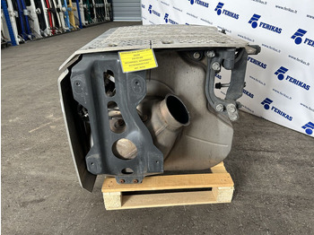 Каталізатор в категорії Вантажівки Mercedes-Benz exhaust catalyst: фото 4