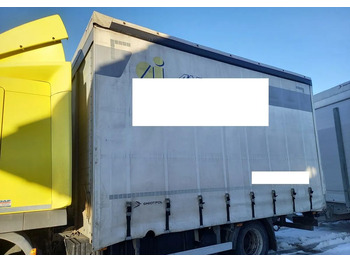 Тентована вантажівка