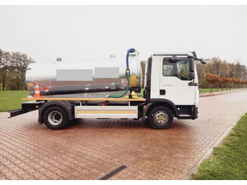 Вантажівка цистерна MAN TGL 12.220