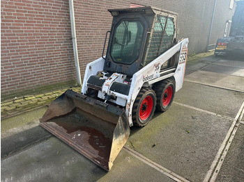 Міні-навантажувач BOBCAT